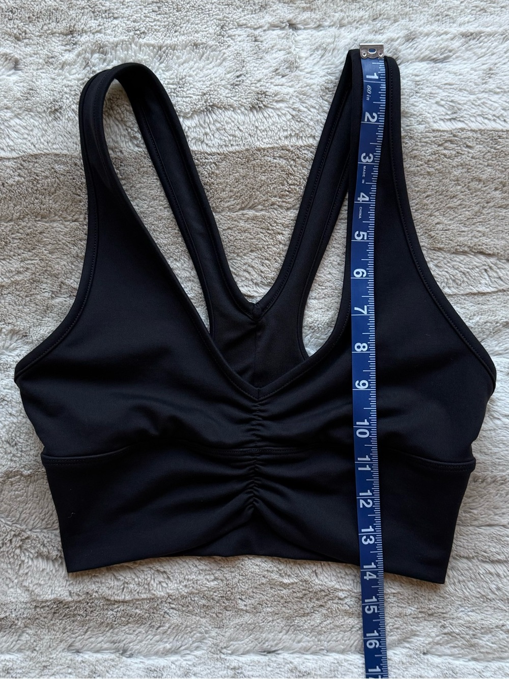 ALO YOGA Wild Thing Bra in Black Size XS - Picture 7 of 11